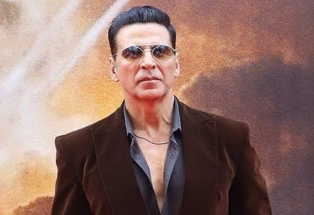 Akshay Kumar Sells Two Mumbai Apartments for 12.4 Crore
